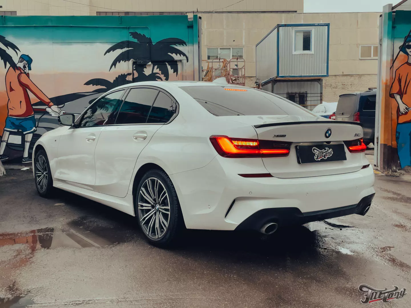 Ремонт и окрас заднего бампера и диффузора BMW 3